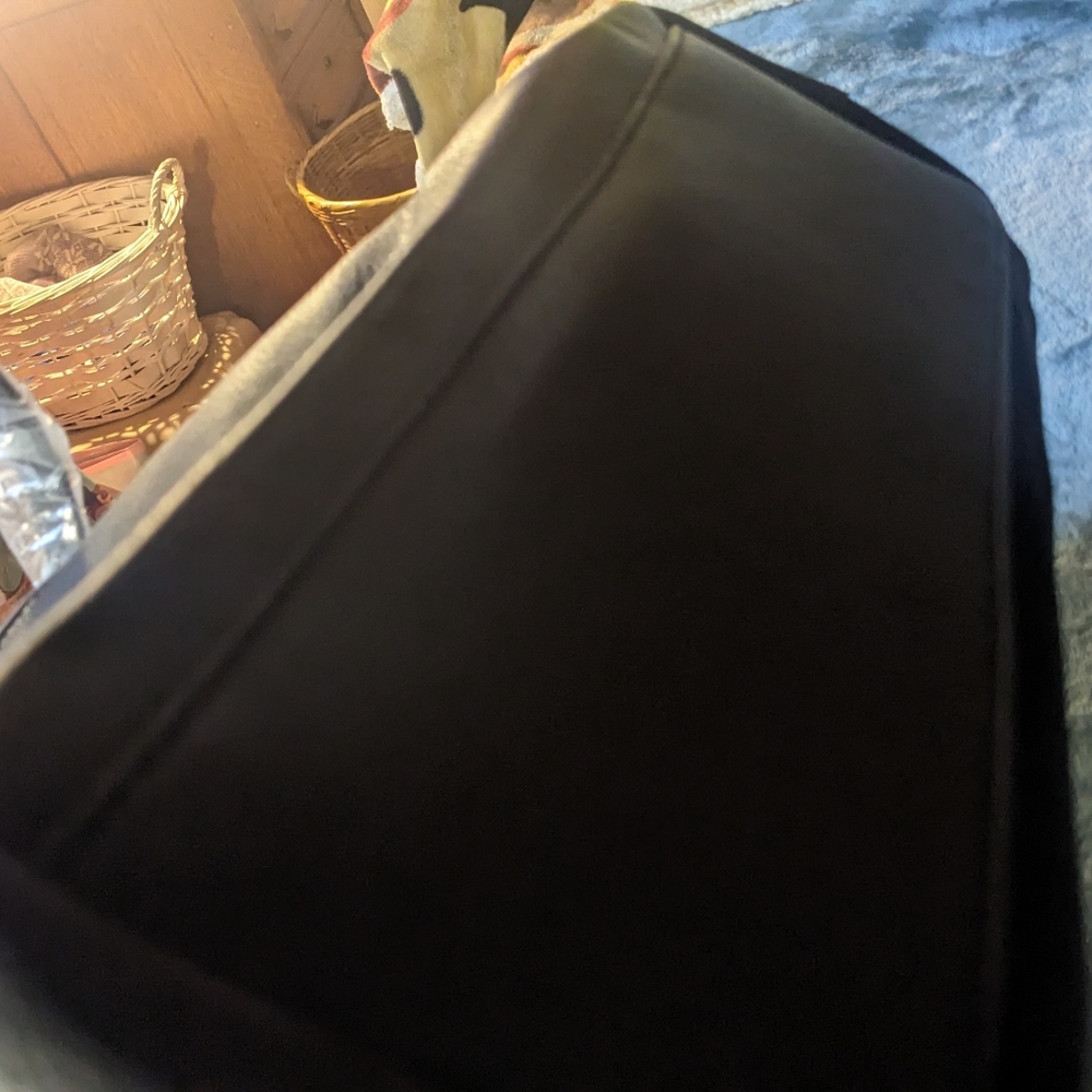 MKF Handbag - Picture 8 of 8